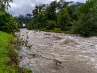 Ganz nah an den reißenden Fluten der Prien